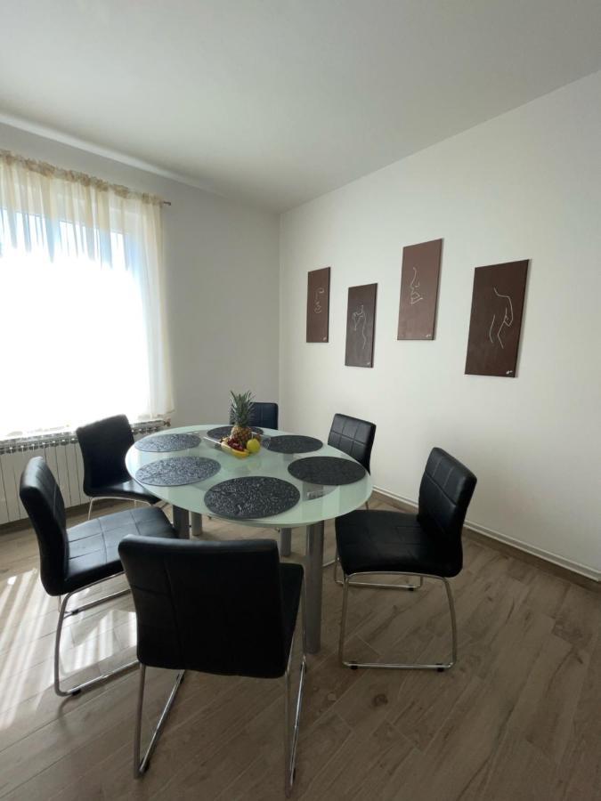 Apartman Varea ลิทซ์ยัน ภายนอก รูปภาพ